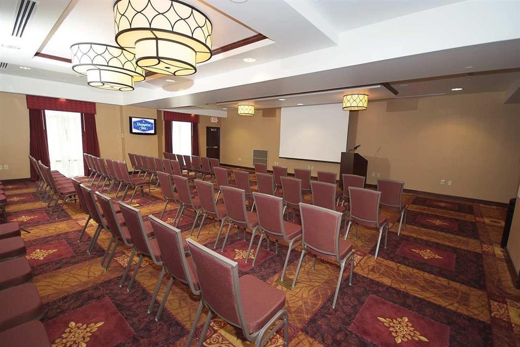 Hampton Inn&Suites Vineland Business photo